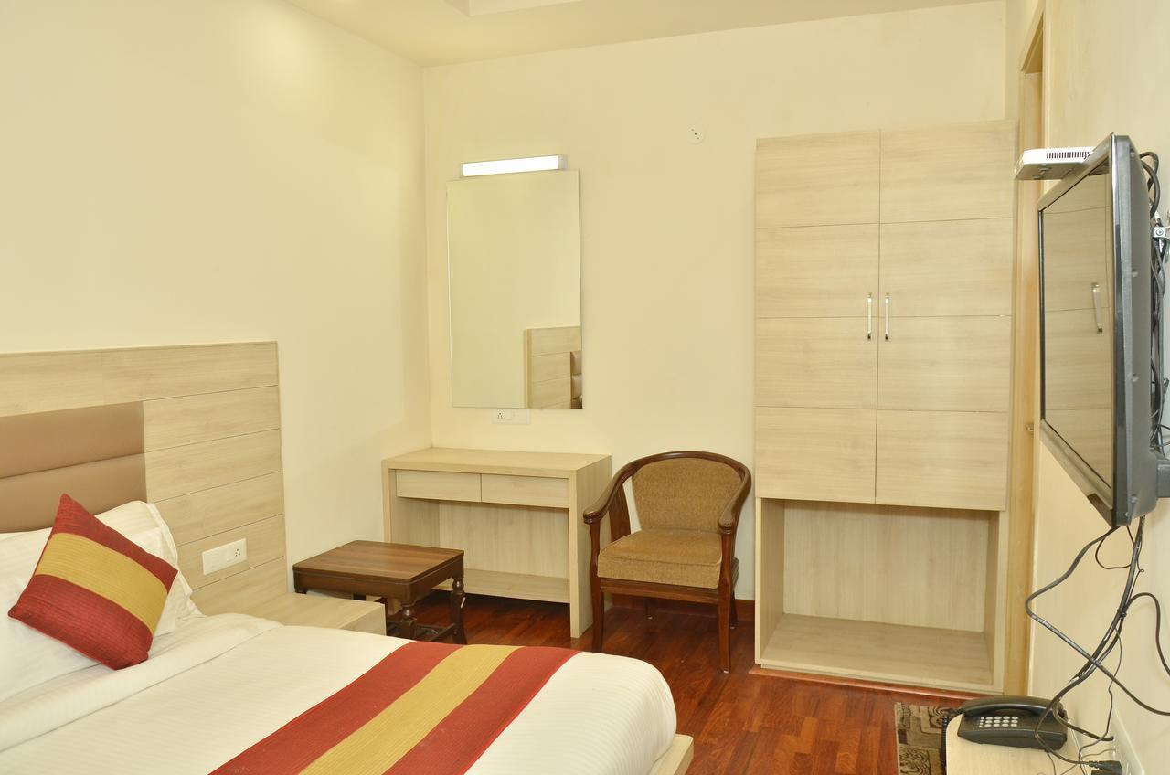 Hotel Temple Inn Amritsar Luaran gambar