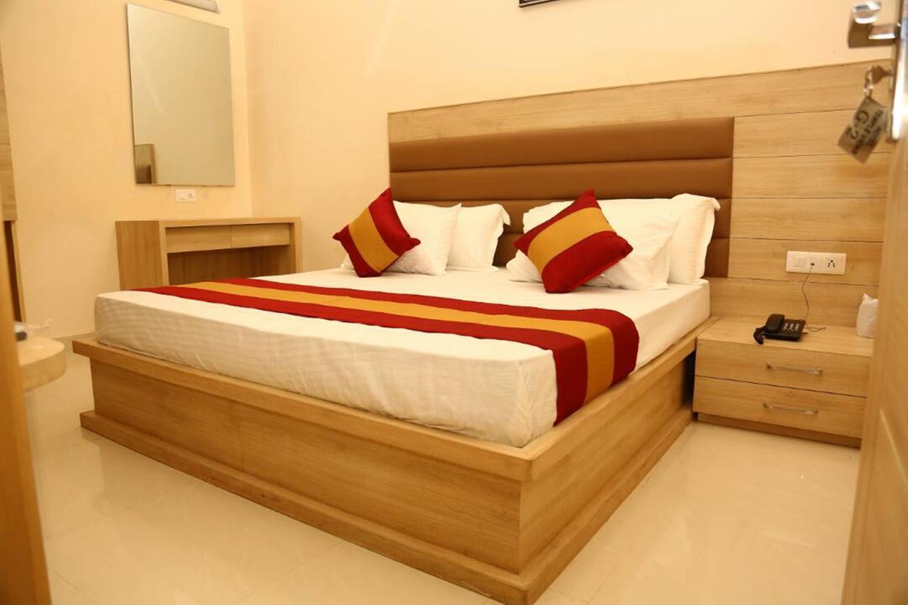 Hotel Temple Inn Amritsar Luaran gambar