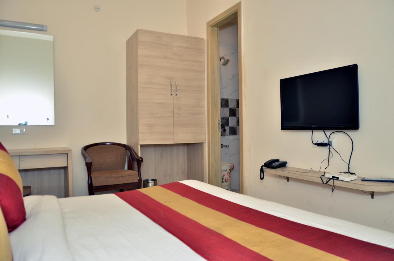 Hotel Temple Inn Amritsar Luaran gambar